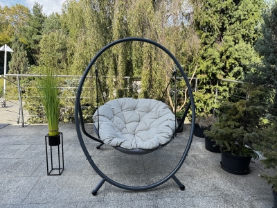 Fotel bujany huśtawka ogrodowa antracytowy z beżową poduszką Patio - obrazek 7
